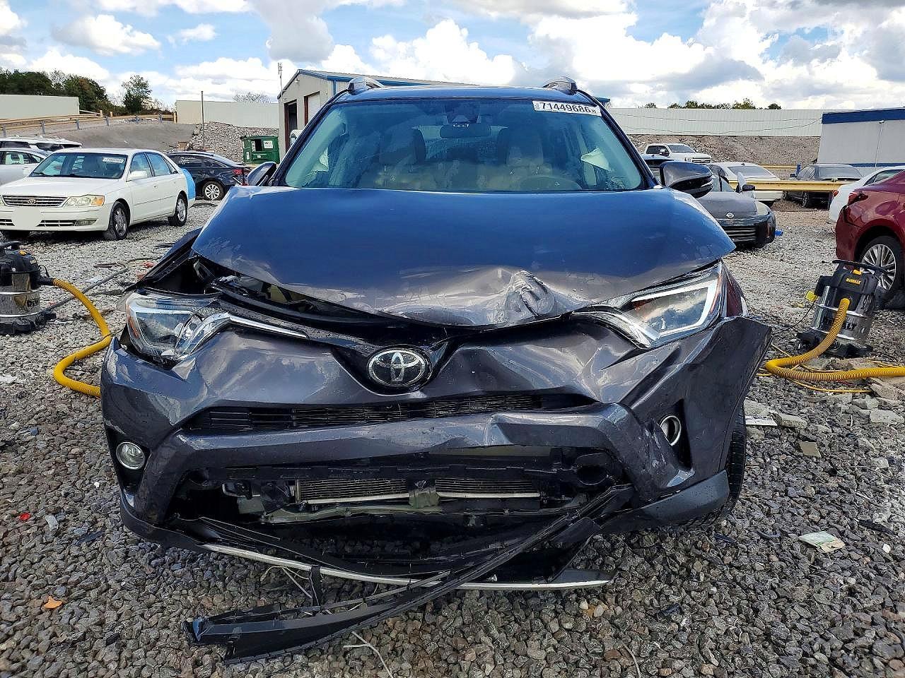 2018 Toyota Rav4 Xle - Image 5