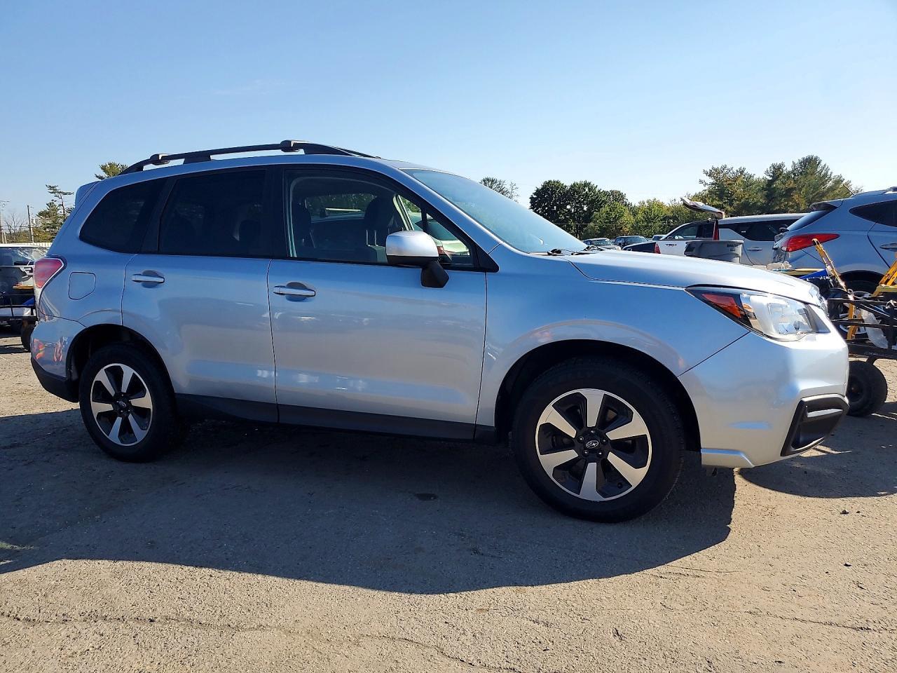 2017 Subaru Forester 2.5I Premium - Фото 4