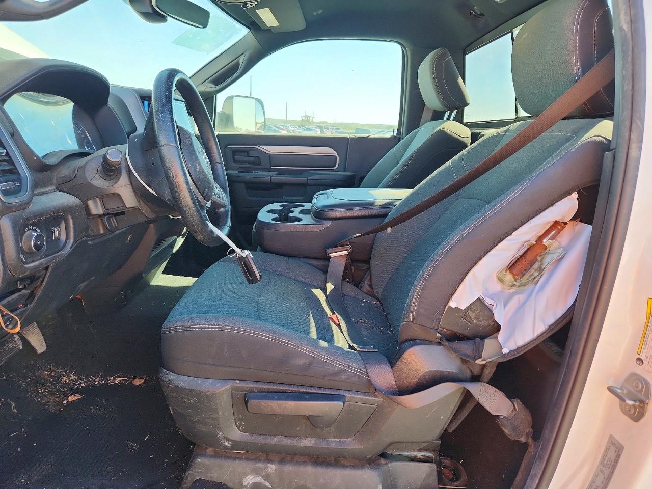 2022 Ram 2500 Tradesman - Image 7