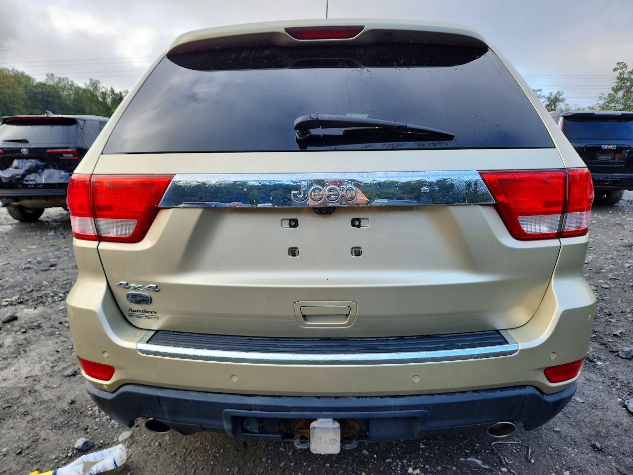 2011 Jeep Grand Cherokee Overland - Фото 6