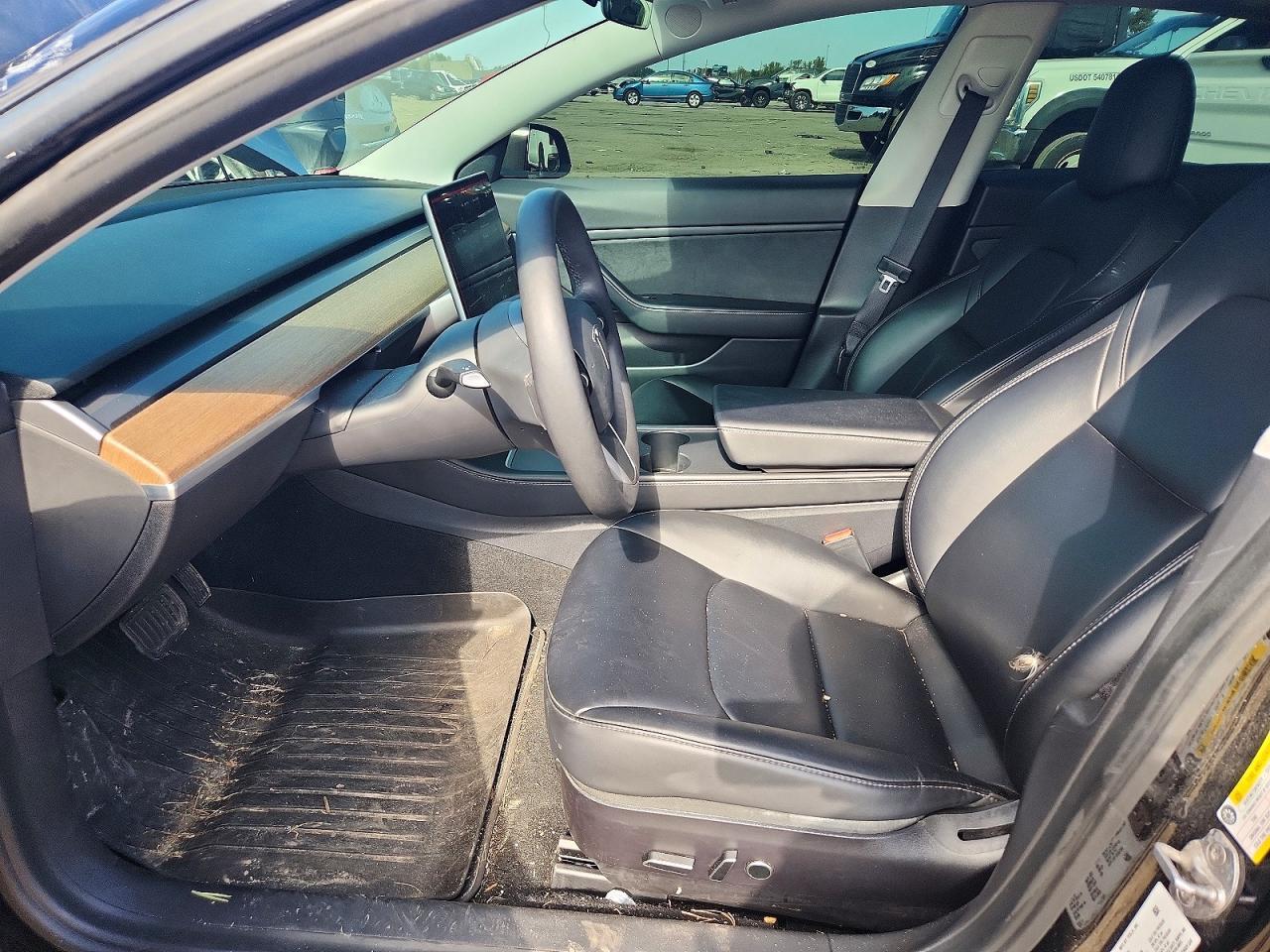 2021 Tesla Model 3 - Фото 7