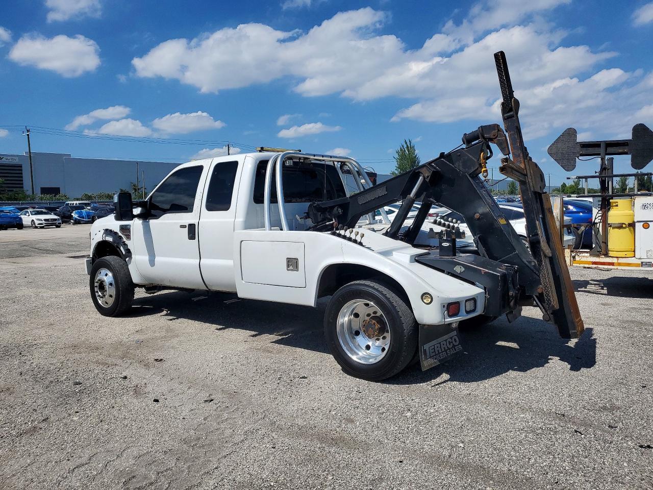 2009 Ford F450 Super - Tow Truck - Фото 2