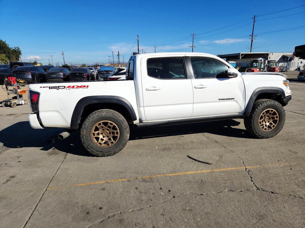 2023 Toyota Tacoma Trd Off-Road - Фото 3