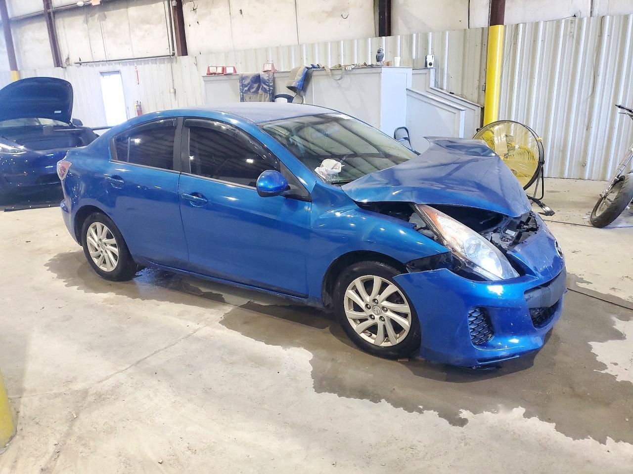 2012 Mazda 3 I - Image 4
