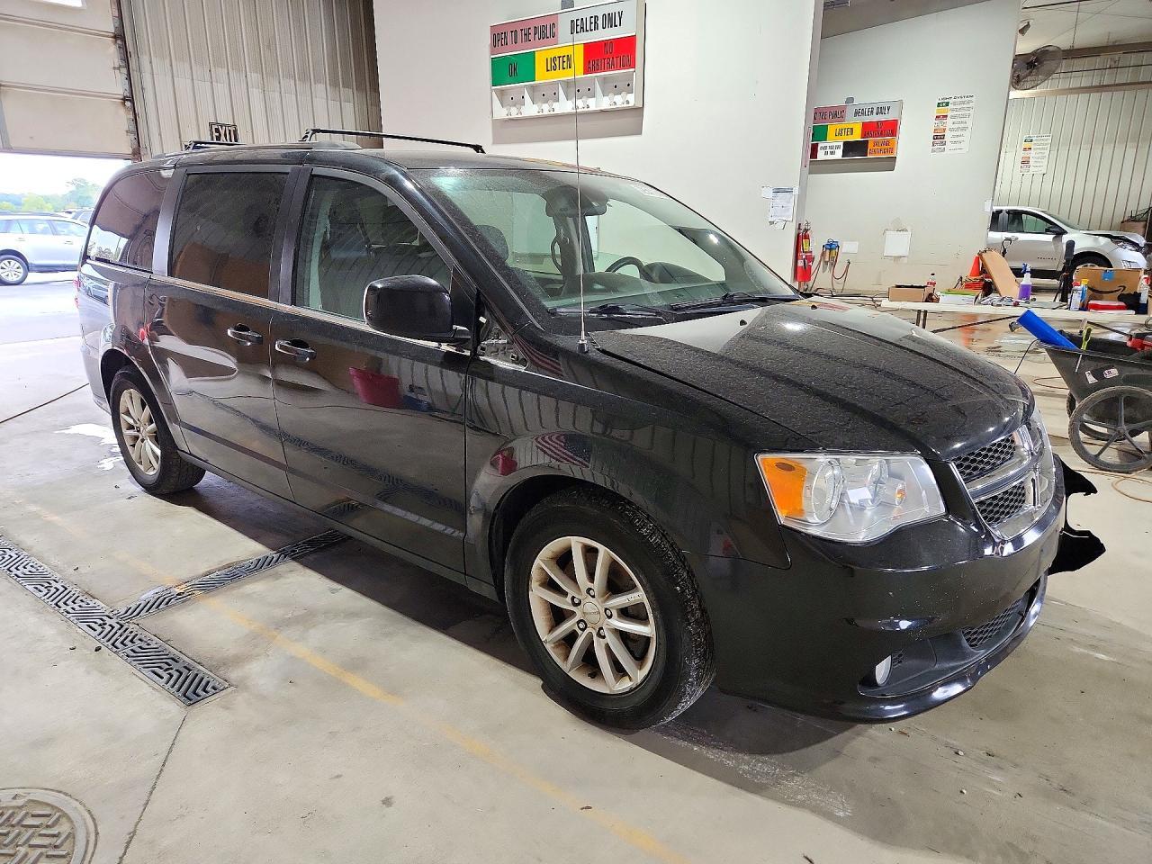 2019 Dodge Grand Caravan Sxt - Фото 4