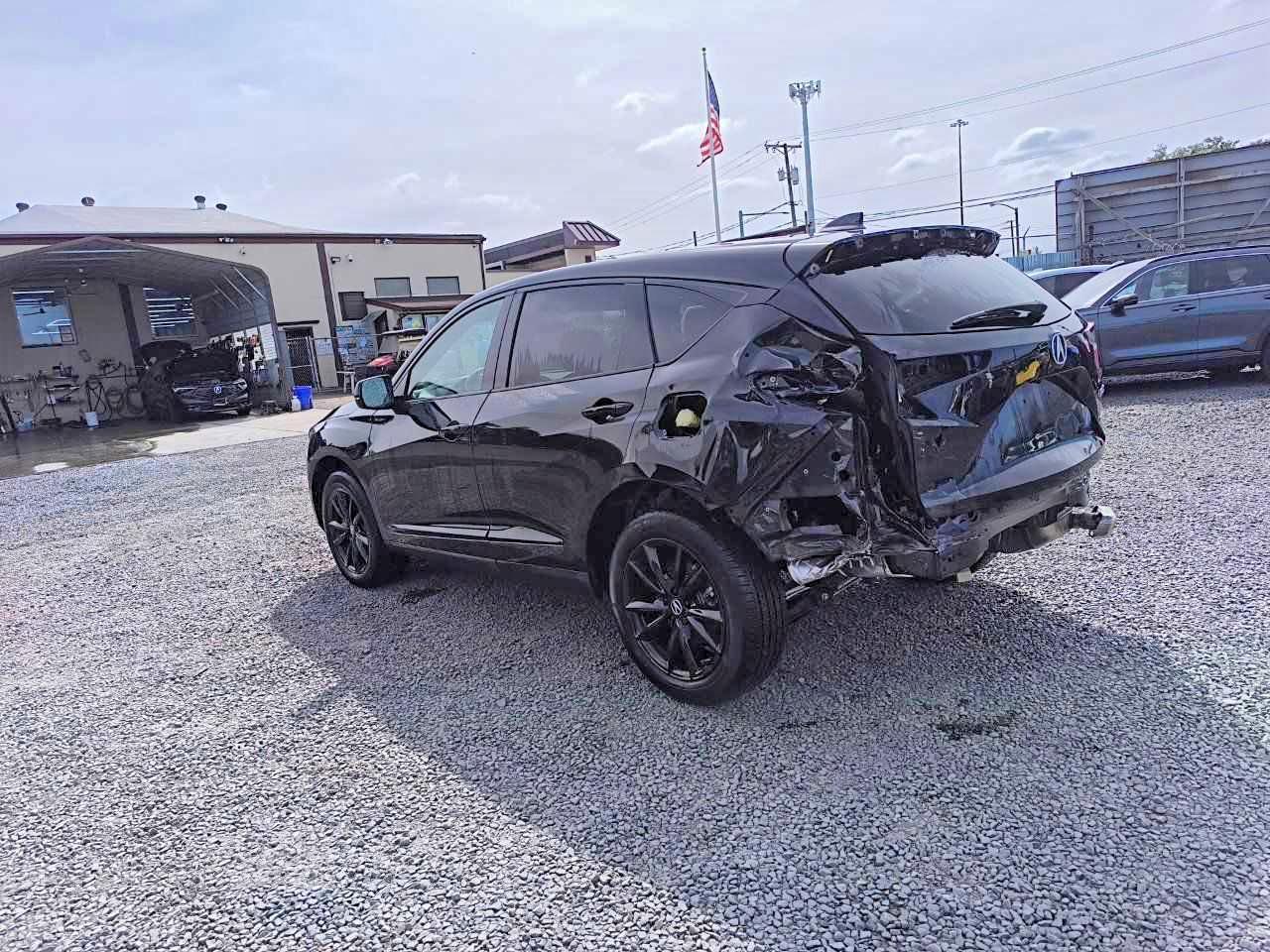 2025 Acura Rdx - Image 2