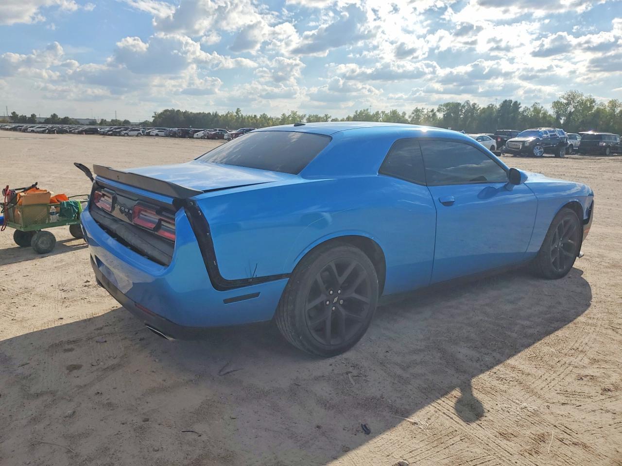 2019 Dodge Challenger Sxt - Image 3