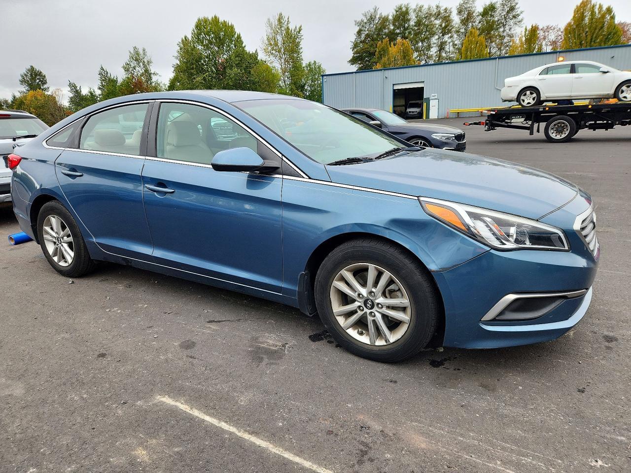 2017 Hyundai Sonata Se - Image 4
