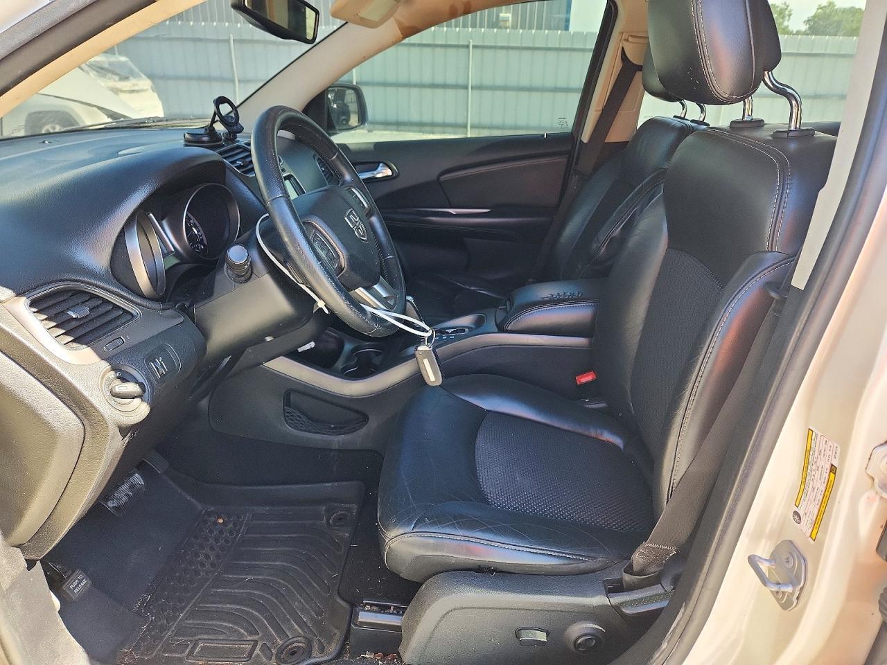 2017 Dodge Journey Crossroad - Image 7