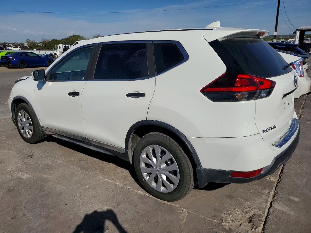 2018 Nissan Rogue S - Image 2