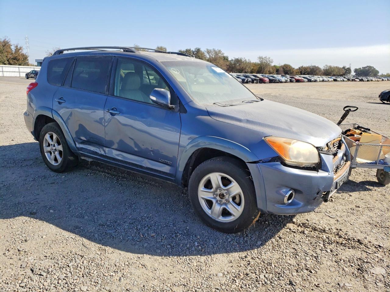 2009 Toyota Rav4 Limited - Image 4