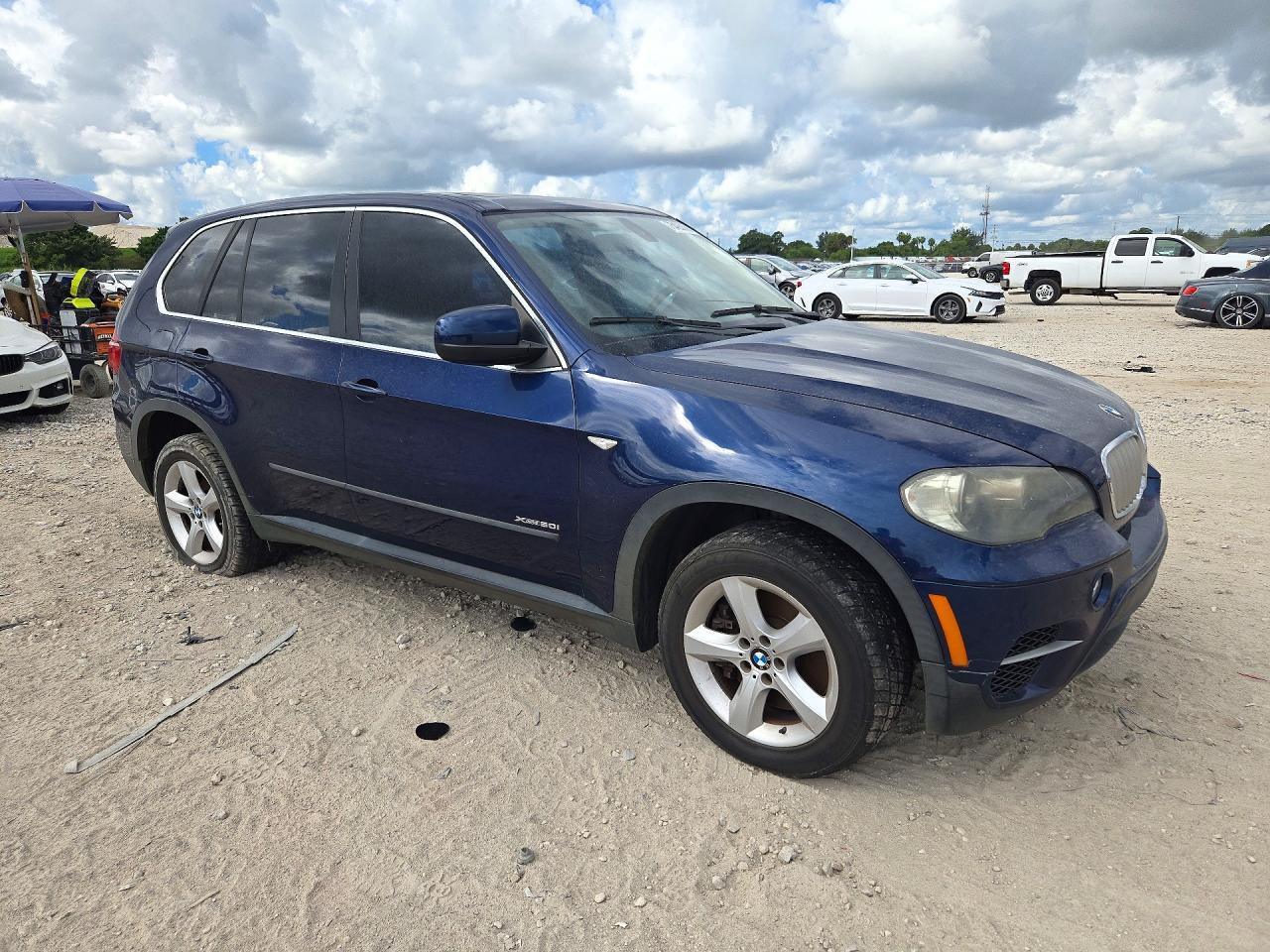2011 BMW X5 xDrive50I - Фото 4