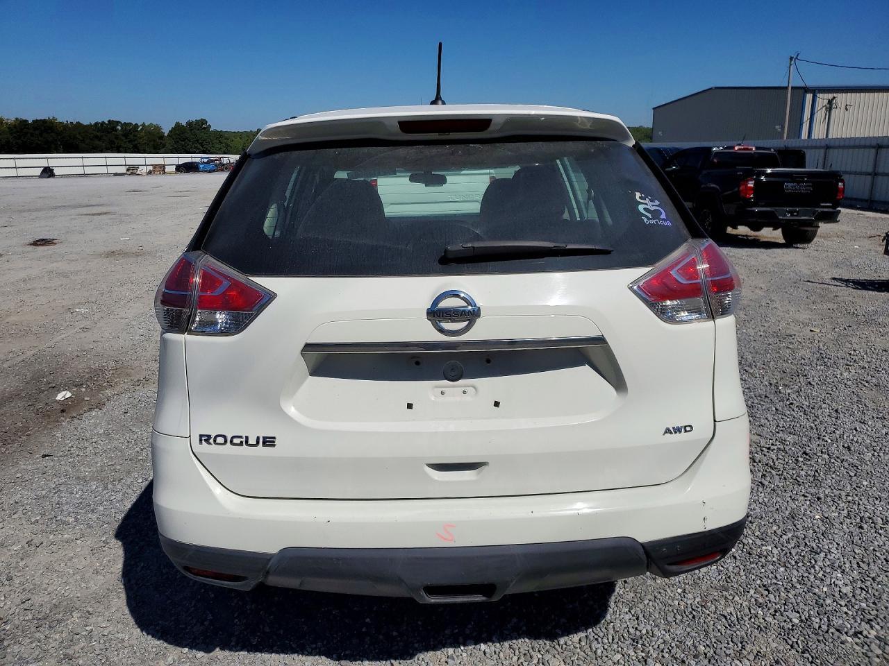 2016 Nissan Rogue S - Image 6