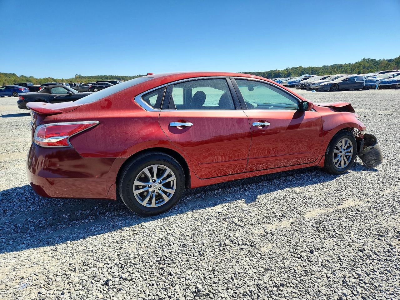2015 Nissan Altima 2.5 S - Image 3