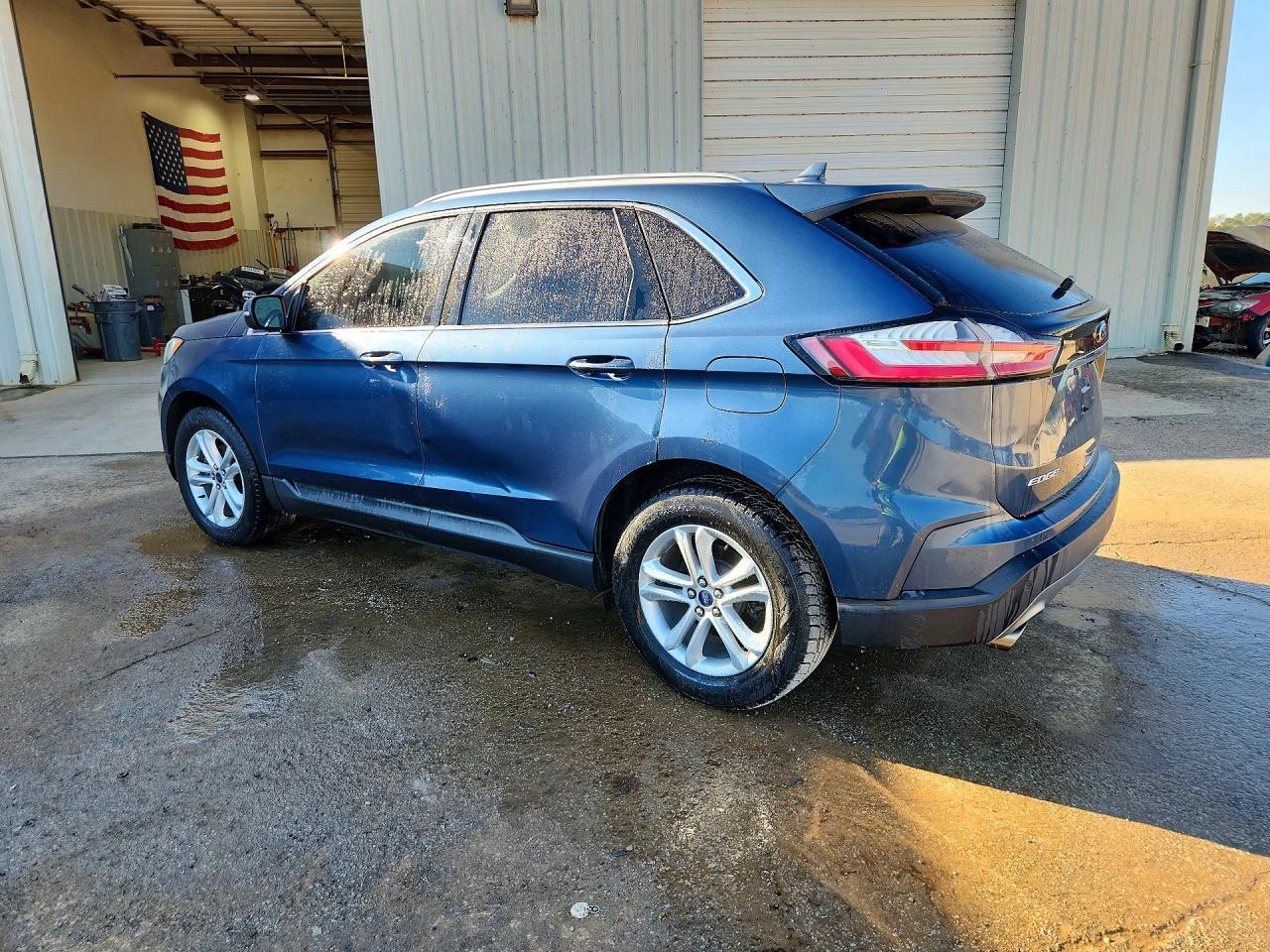 2019 Ford Edge Sel - Image 2