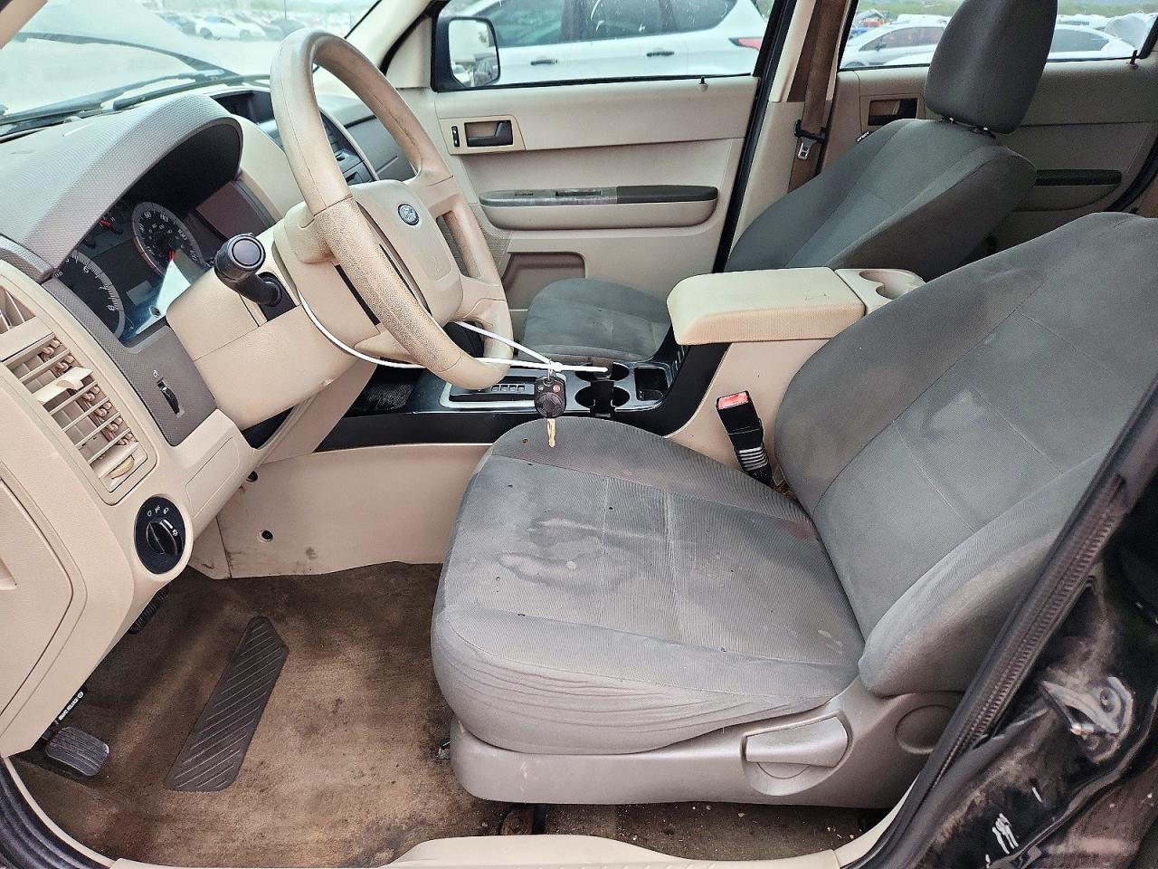 2010 Ford Escape Xls - Фото 7