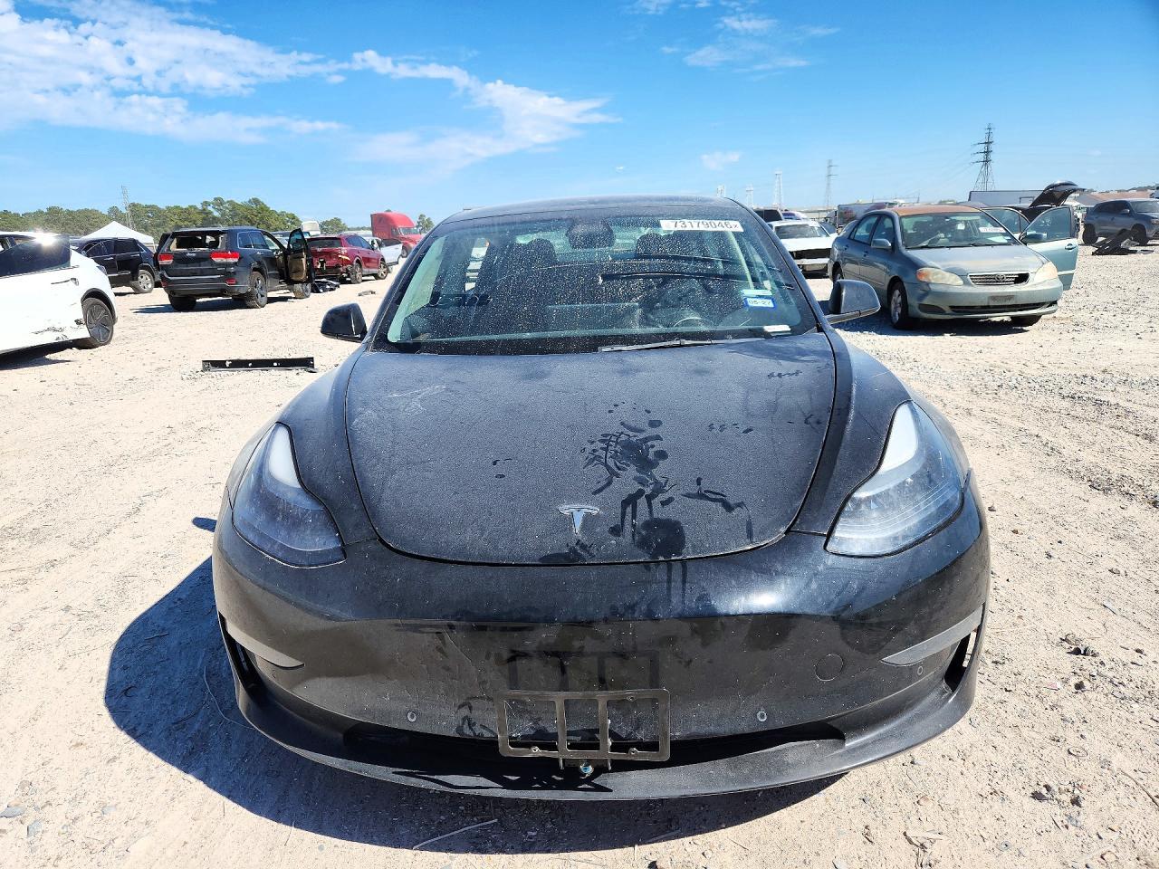 2022 Tesla Model 3 - Фото 5