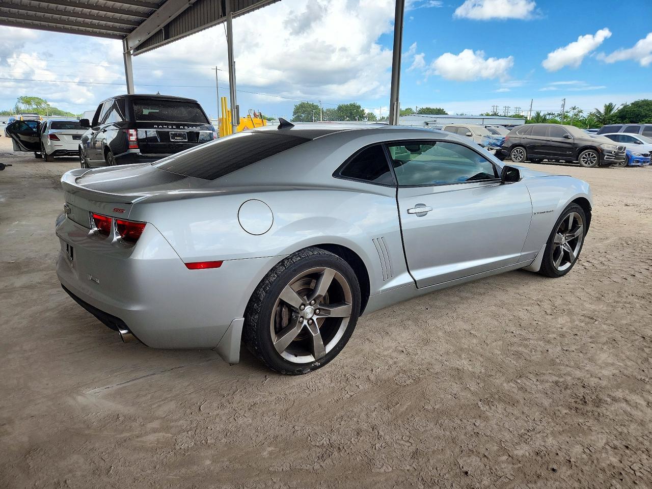 2010 Chevrolet Camaro Ss - Image 3