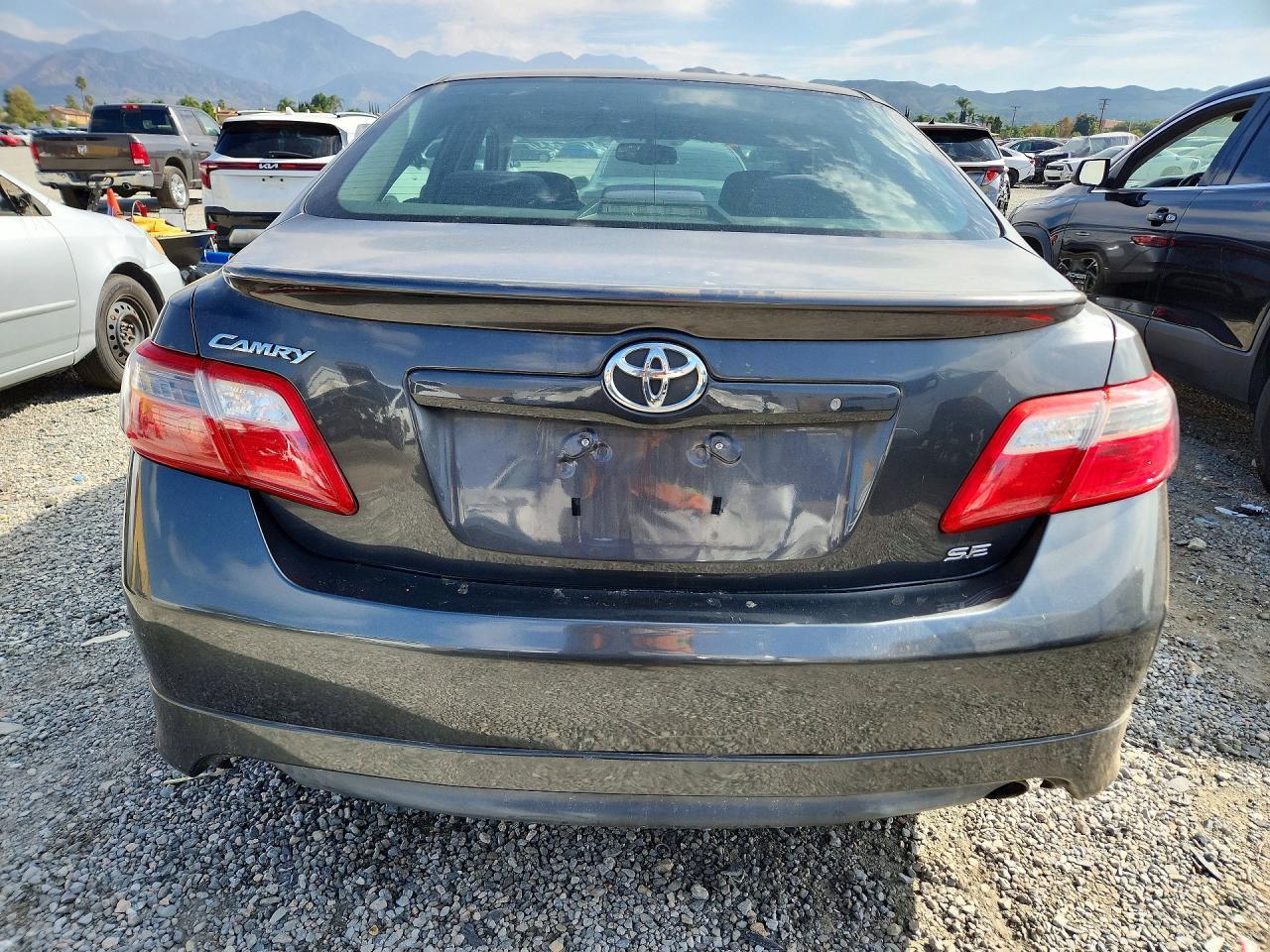 2009 Toyota Camry Se - Фото 6