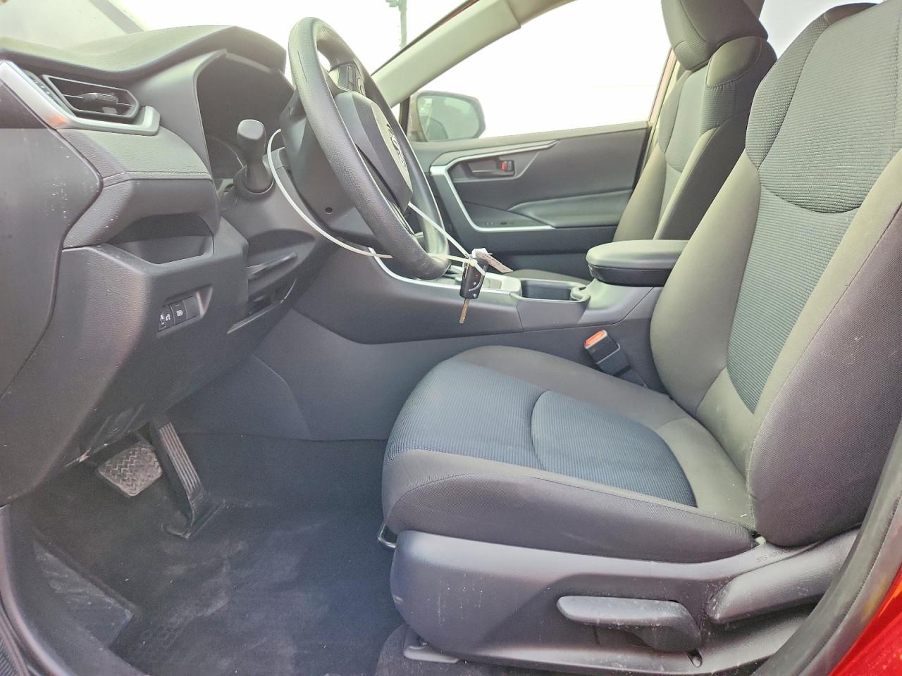 2024 Toyota Rav4 Le - Фото 7