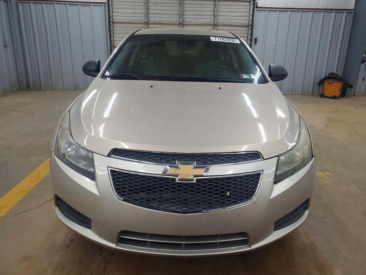 2012 Chevrolet Cruze Ls - Image 5