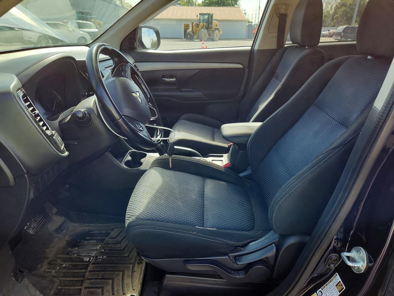 2016 Mitsubishi Outlander Se - Фото 7