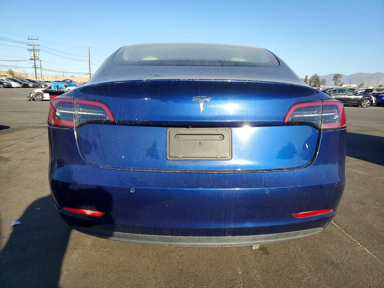2022 Tesla Model 3 - Image 6