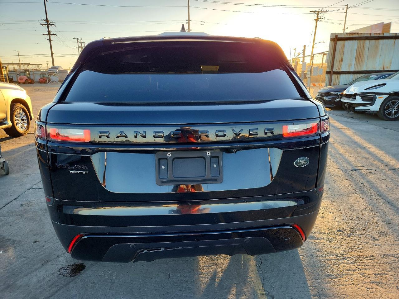 2018 Land Rover Range Rover Velar S - Image 6