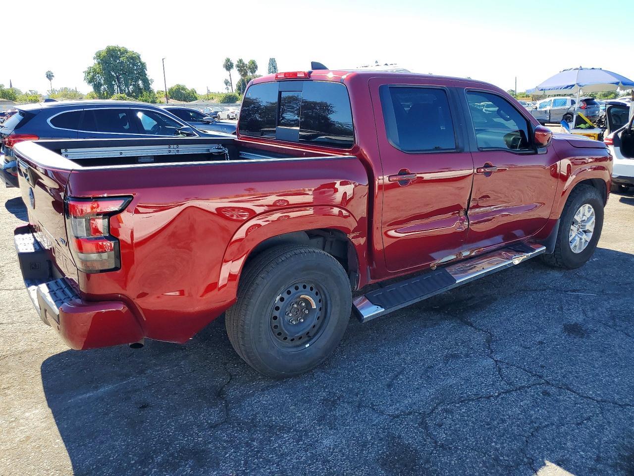 2024 Nissan Frontier Sv - Image 3