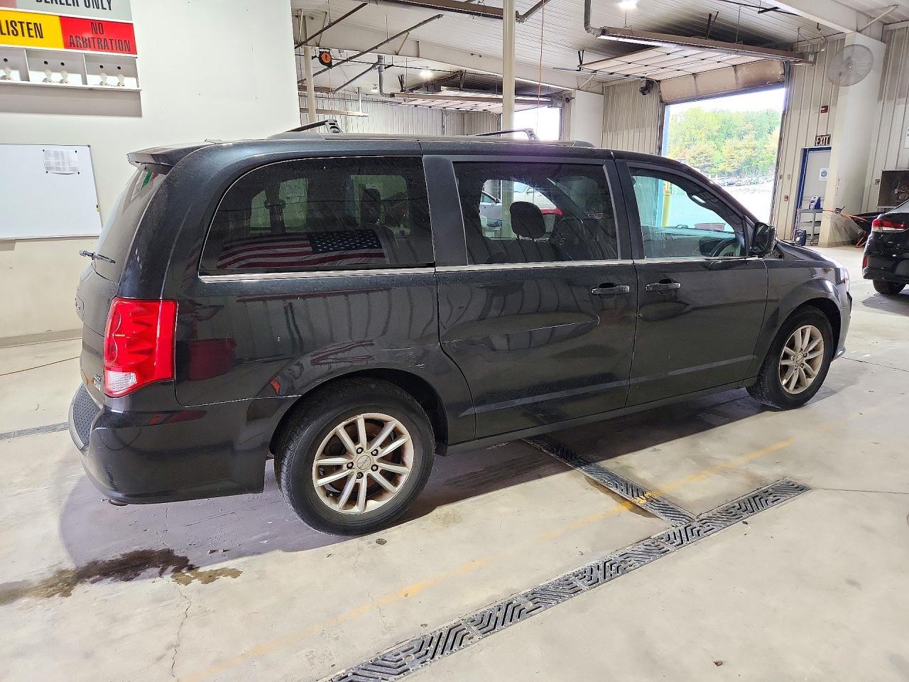2019 Dodge Grand Caravan Sxt - Фото 3