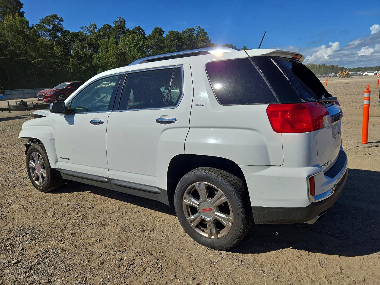 2016 GMC Terrain Slt - Image 2