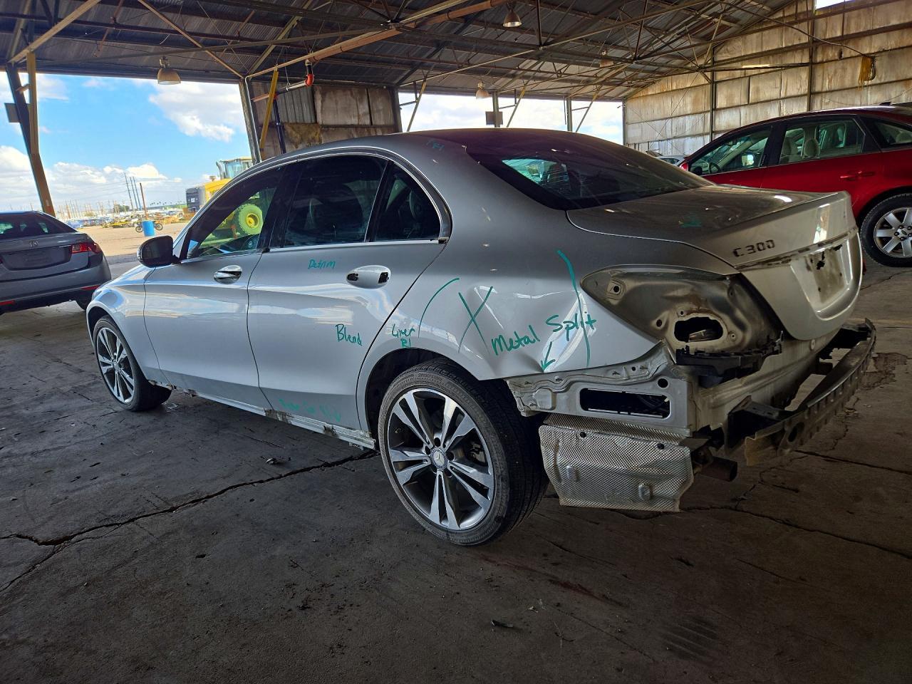 2016 Mercedes-Benz C 300 4Matic - Фото 2
