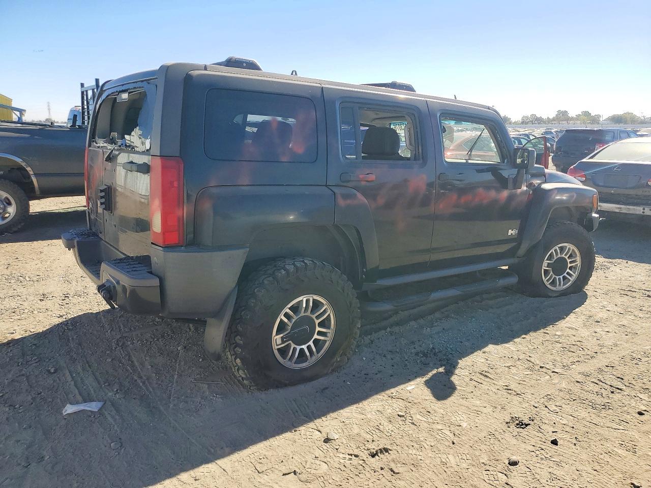 2006 Hummer H3 - Image 3