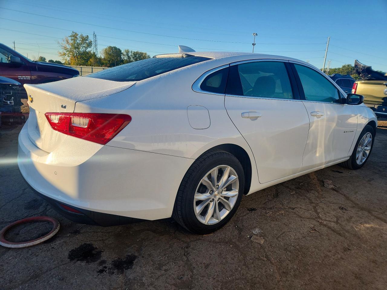 2024 Chevrolet Malibu Lt - Image 3