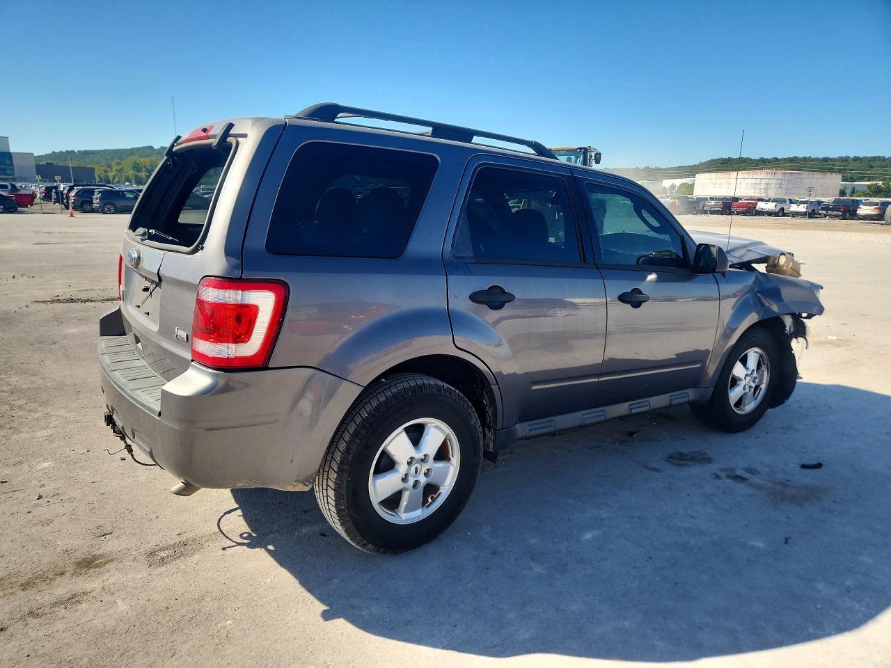 2012 Ford Escape Xlt - Фото 3