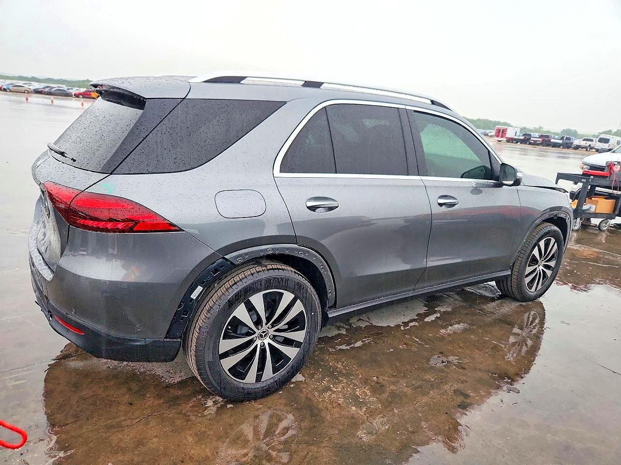 2026 Mercedes-Benz Gle 350 - Image 3