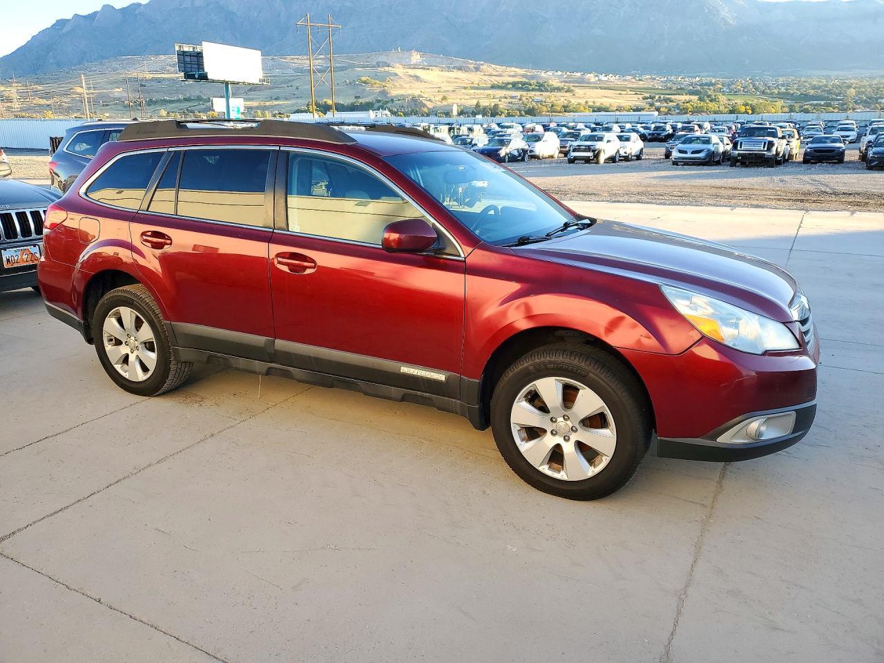 2011 Subaru Outback 2.5I Premium - Image 4