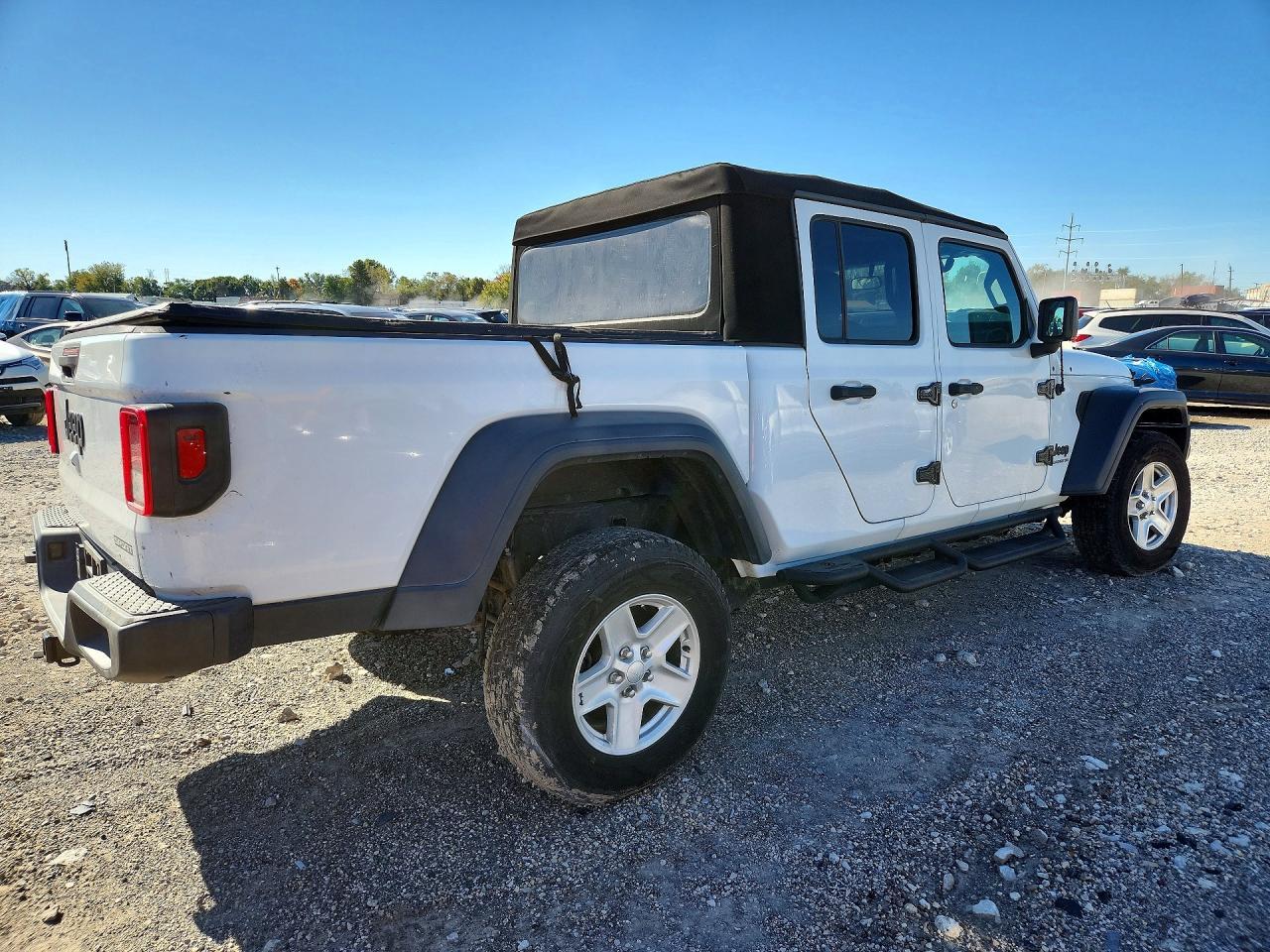 2020 Jeep Gladiator Sport - Фото 3