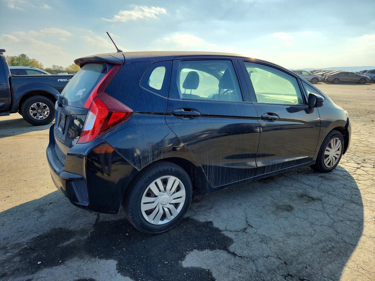 2017 Honda Fit Lx - Image 3