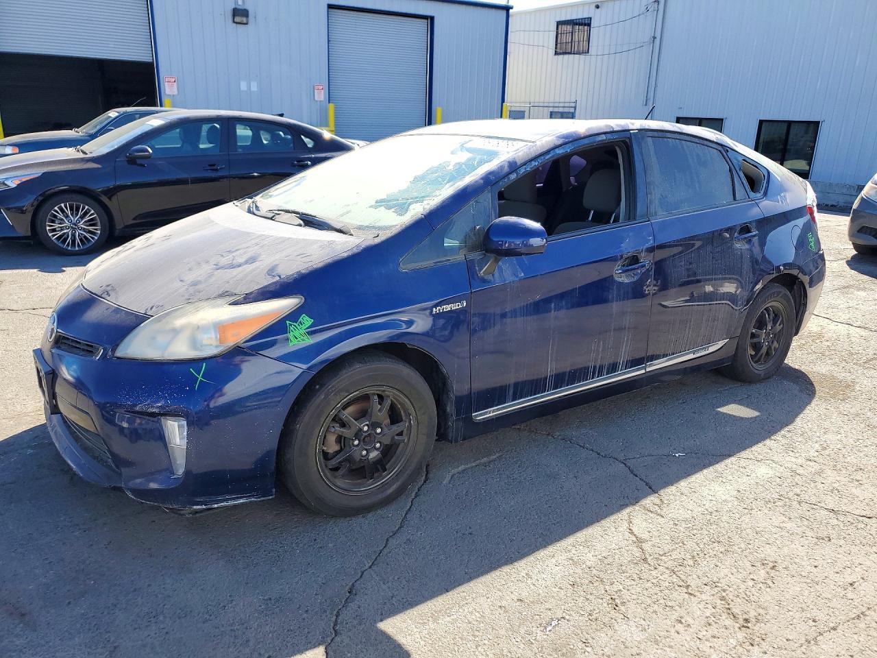 2014 Toyota Prius Three