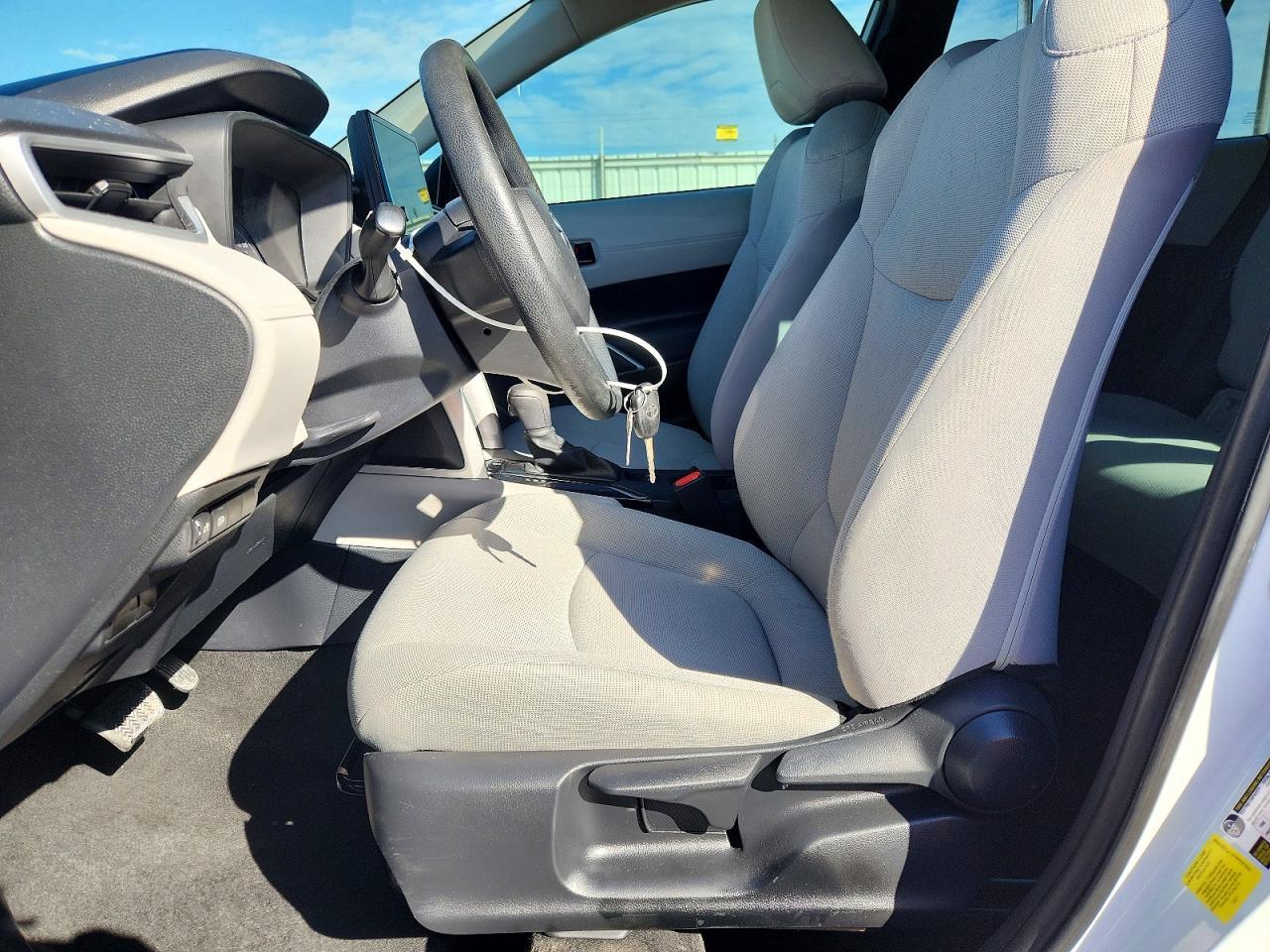 2023 Toyota Corolla Cross L - Image 7