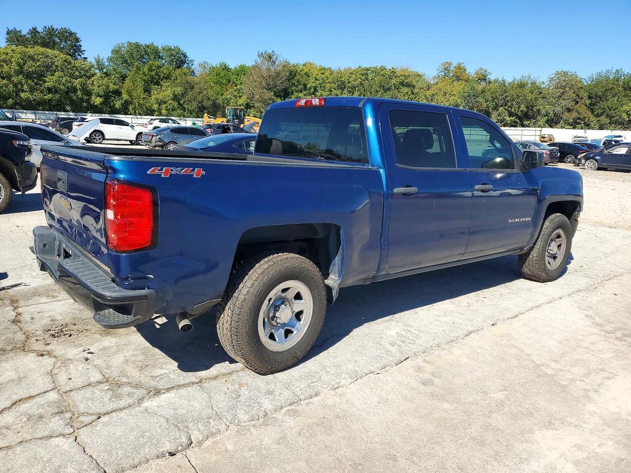 2017 Chevrolet Silverado K1500 - Фото 3