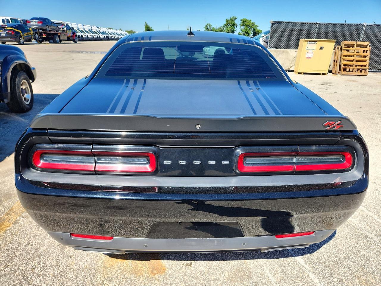 2015 Dodge Challenger Sxt Plus - Image 6