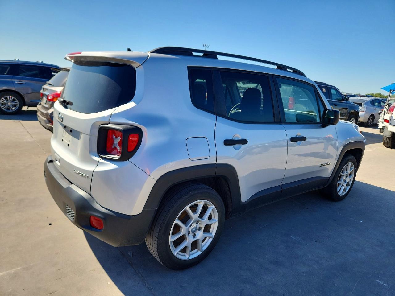 2019 Jeep Renegade Sport - Фото 3
