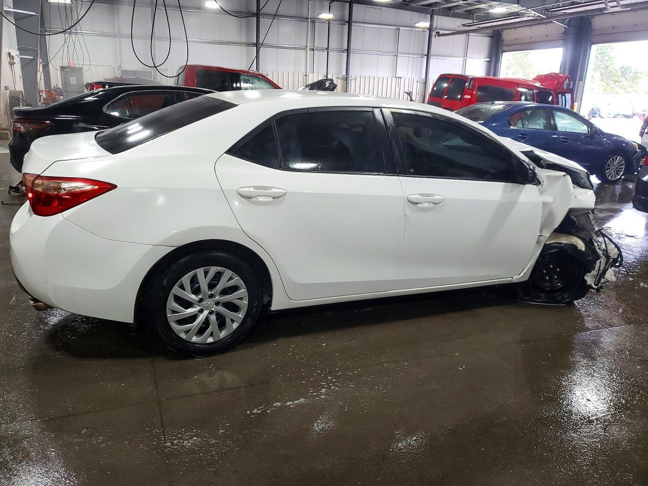 2018 Toyota Corolla Le - Фото 3