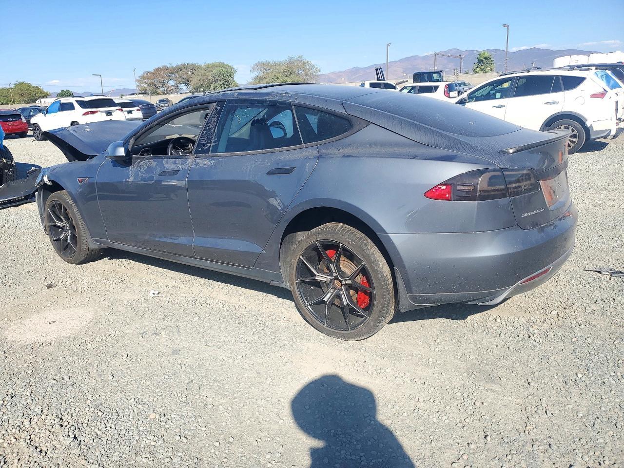 2013 Tesla Model S - Фото 2