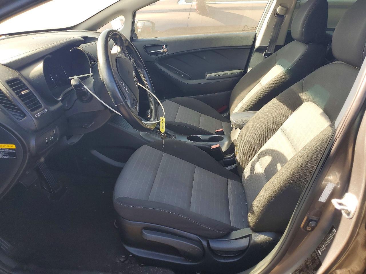 2016 Kia Forte Ex - Image 7