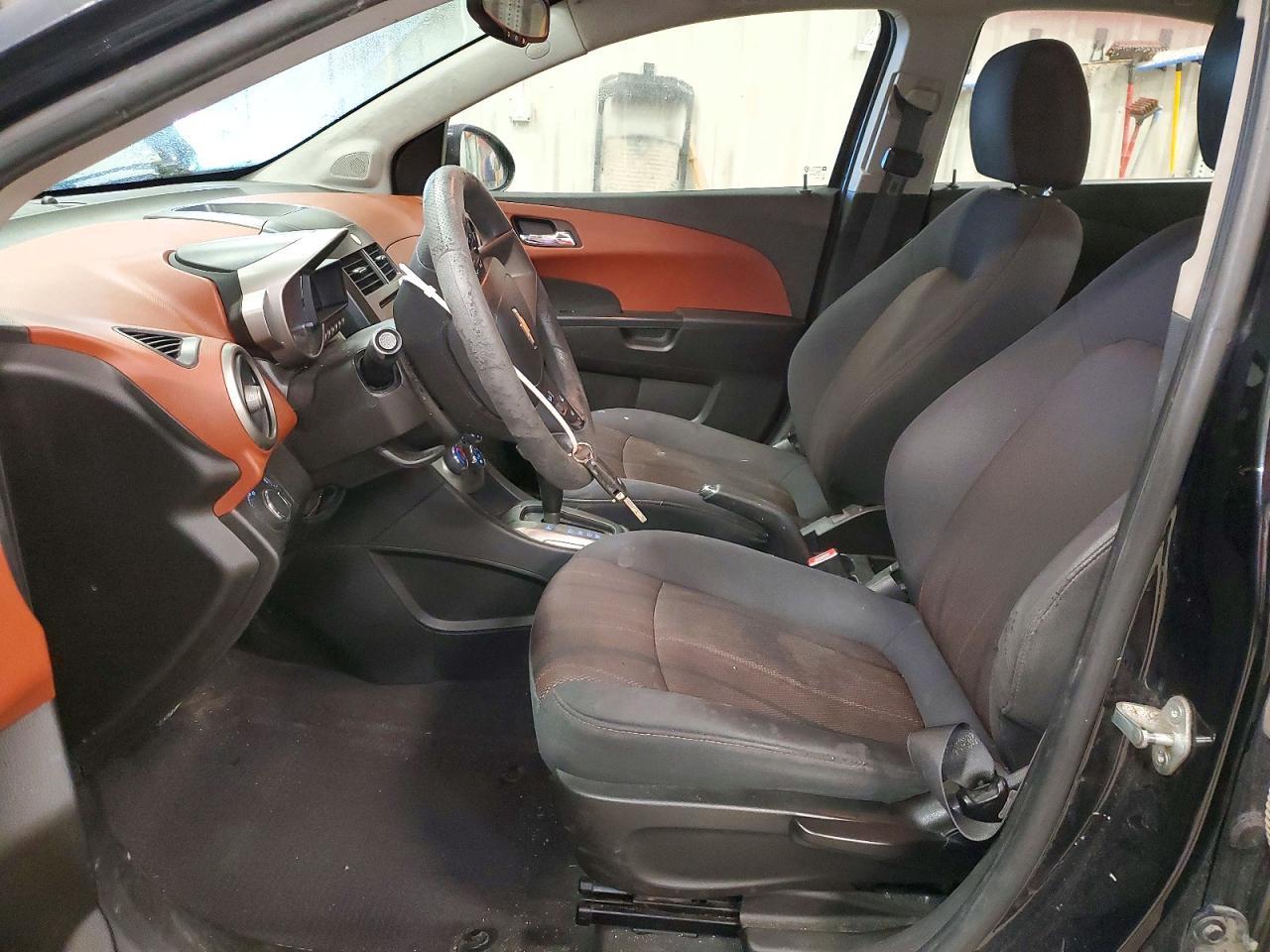 2014 Chevrolet Sonic Lt - Image 7