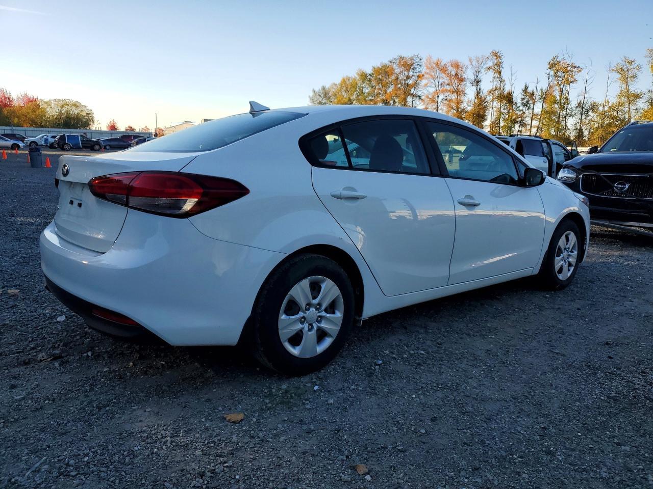 2018 Kia Forte Lx - Image 3