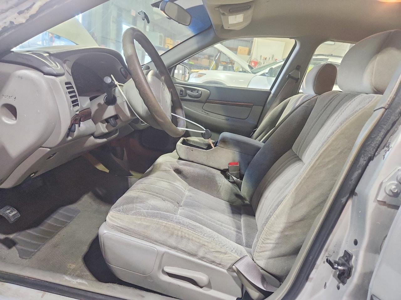 2001 Chevrolet Impala - Image 7